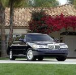 Lincoln Town Car 1998 года